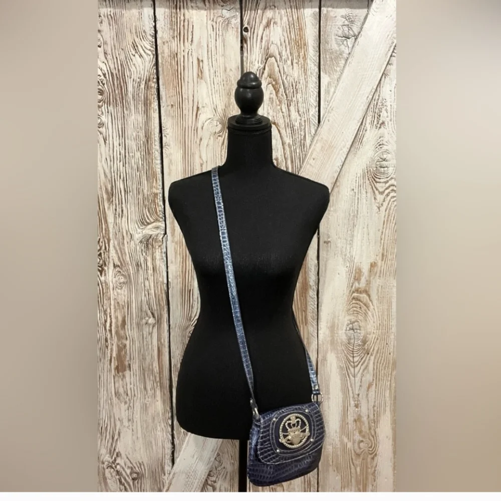 Vintage Kathy Van Zealand cross body